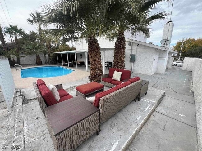 property at 2419 E Vegas Valley Dr