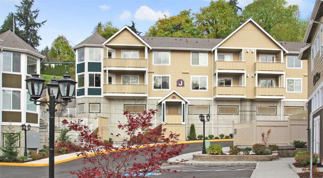 Cambridge Park Villa in Seattle, WA - Building Photo