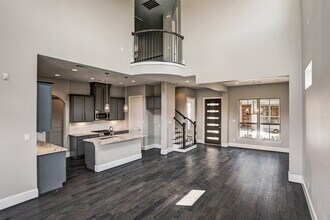 4857 Benning Dr in Houston, TX - Building Photo - Building Photo