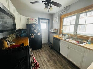2105 N 26th Ave in Minneapolis, MN - Building Photo - Building Photo