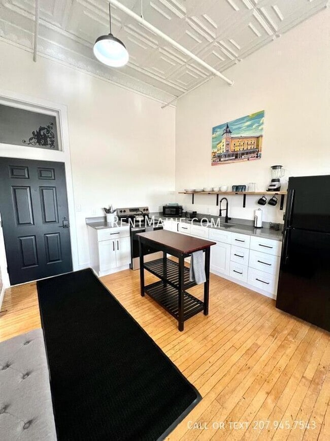 113 N Lancey St in Pittsfield, ME - Building Photo - Building Photo