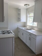 Victory, 1700-1702 in Burbank, CA - Building Photo - Interior Photo