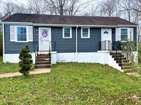 982 Woody Hills Dr in Clarksville, TN - Building Photo