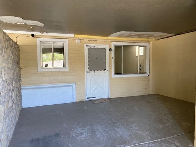 property at 745 Mc Carthy Blvd