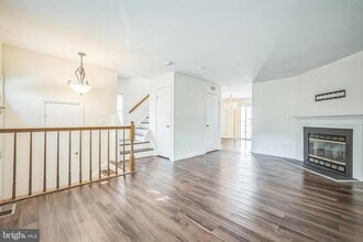 10819 Campaign Ct in Manassas, VA - Building Photo - Building Photo