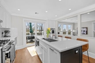 322 Bunker Hill St in Boston, MA - Building Photo - Building Photo