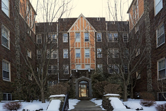 Kentwell Hall Apartments in Philadelphia, PA - Building Photo - Building Photo