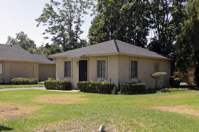 Cottonwood Apartment Homes in Fontana, CA - Building Photo - Building Photo