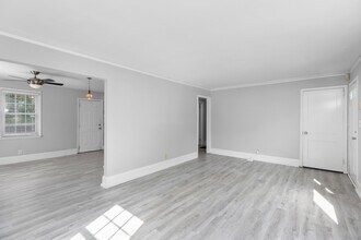 2010 McAfee Rd in Decatur, GA - Building Photo - Building Photo