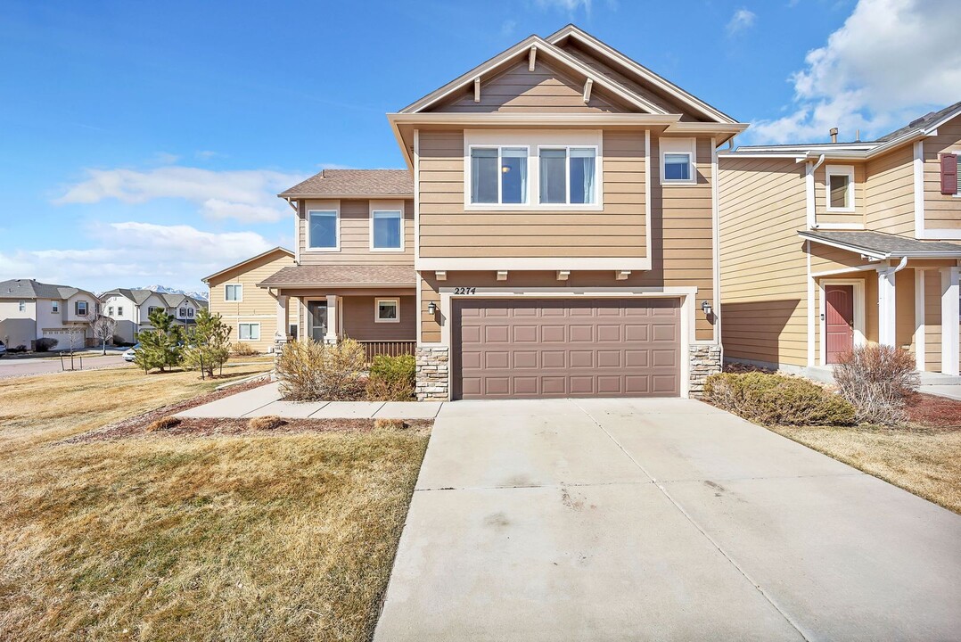 2274 Shady Aspen Dr in Colorado Springs, CO - Building Photo