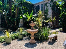 5968 San Vicente Blvd, Unit 1 in Los Angeles, CA - Building Photo