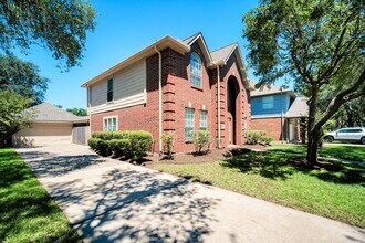 4202 Cantrell Ct in Sugar Land, TX - Building Photo - Building Photo