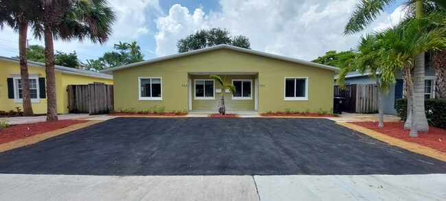 property at 904 Mandarin Is