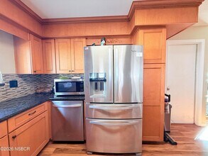 4031 Hillview Rd in Orcutt, CA - Foto de edificio - Building Photo