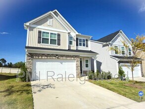 1060 Maple Br Cir in Graham, NC - Building Photo - Building Photo