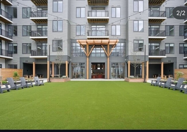 property at 1 Hanson St