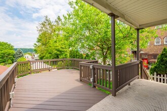 410 N 4th St in Clairton, PA - Building Photo - Building Photo