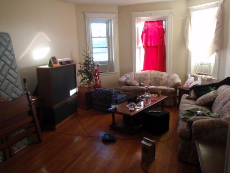 45 Orkney Rd, Unit 1 in Boston, MA - Foto de edificio
