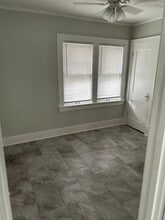 1107 E Seneca Pl in Peoria, IL - Building Photo - Building Photo