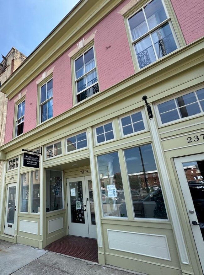 property at 237 N Sycamore St