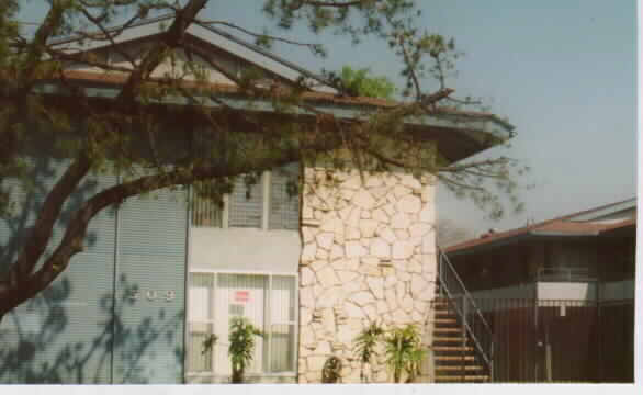 509 Richland St in Upland, CA - Foto de edificio - Building Photo