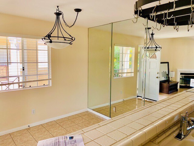 6980 Ballena Way in Carlsbad, CA - Building Photo