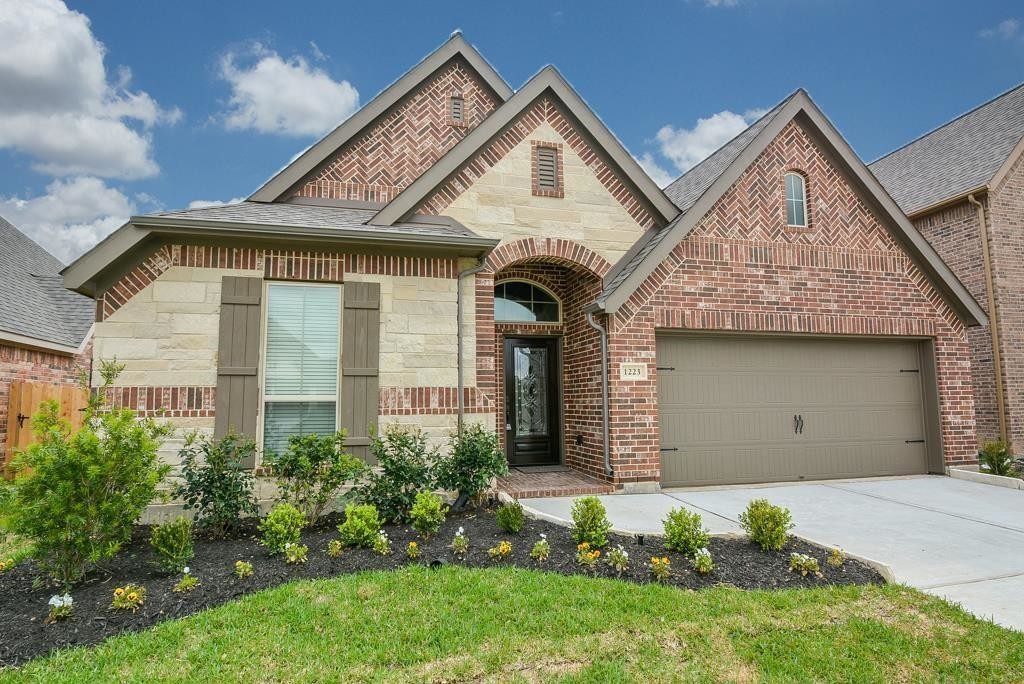 1223 Oxbow Crossing Ln-Unit -LPH11 in Rosenberg, TX - Foto de edificio