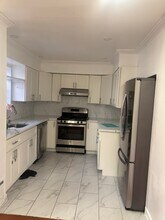 25-07 College Point Blvd in Queens, NY - Foto de edificio - Building Photo