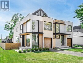 739 Ebony Ave in Mississauga, ON - Building Photo