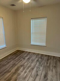 1456 Godwin St photo'