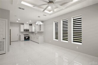 1118 Country Club Drive in Alamo, TX - Building Photo - Building Photo