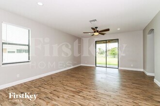 1406 SW 2nd Ave in Cape Coral, FL - Building Photo - Building Photo