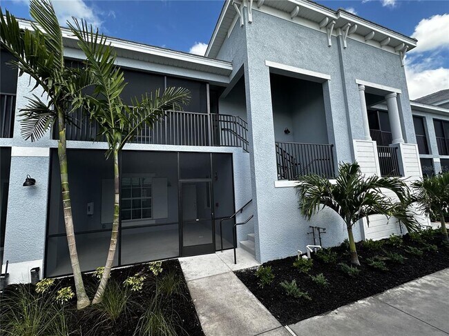 property at 14271 Heritage Landing Blvd