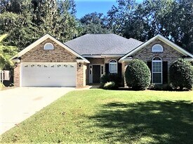 4 Oakmont Rd in Savannah, GA - Building Photo