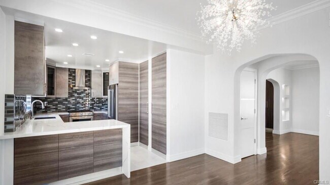 1424 N Crescent Heights Blvd in West Hollywood, CA - Building Photo - Building Photo