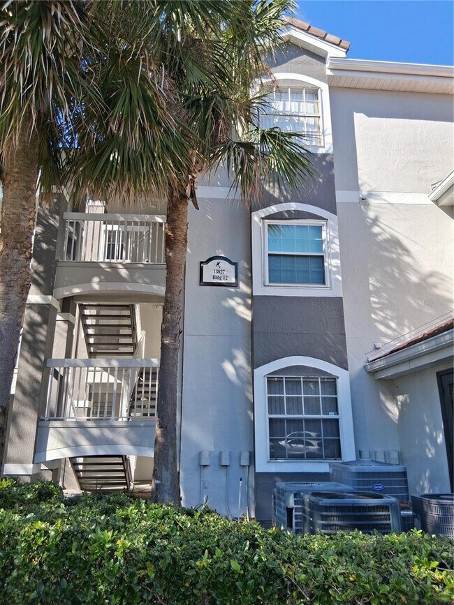 13827 Fairway Island Dr in Orlando, FL - Foto de edificio - Building Photo