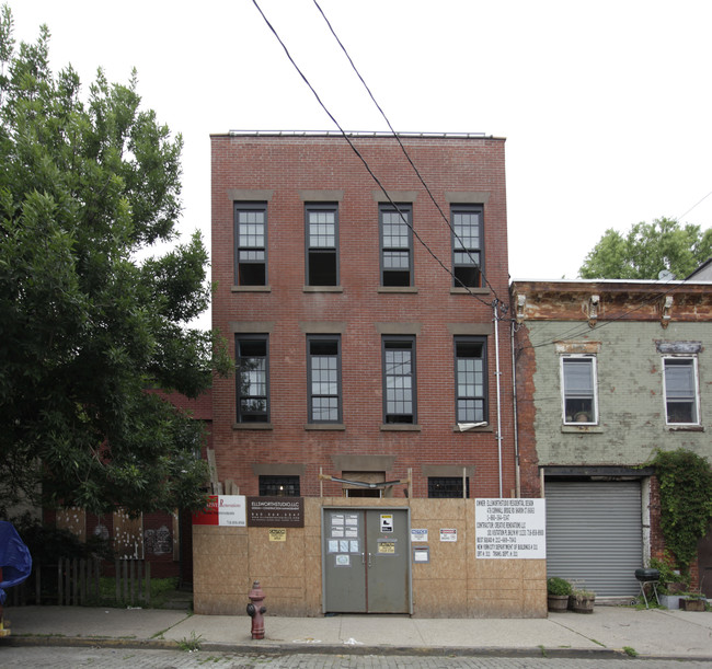 164 Coffey St in Brooklyn, NY - Building Photo - Building Photo