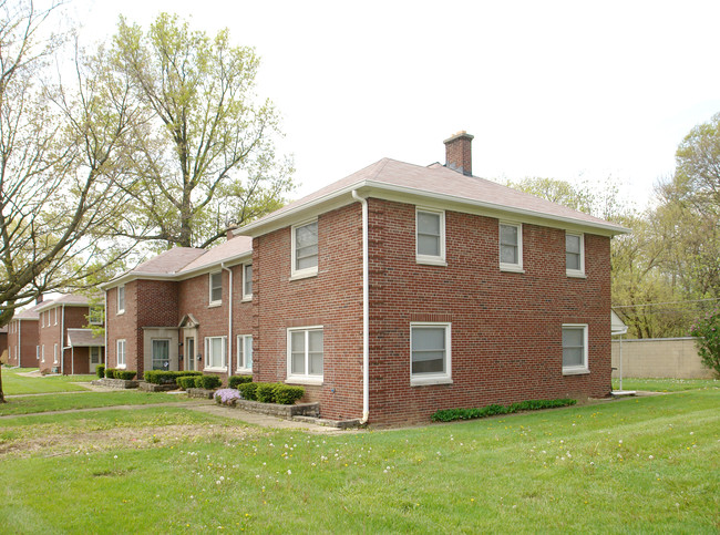 4095-4101 Indianola Ave in Columbus, OH - Building Photo - Building Photo