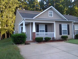 1379 Pampas Cir in Rock Hill, SC - Building Photo
