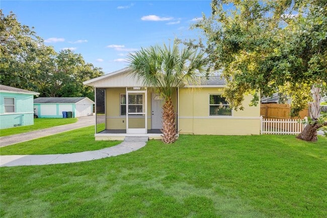 property at 624 Douglas Ave