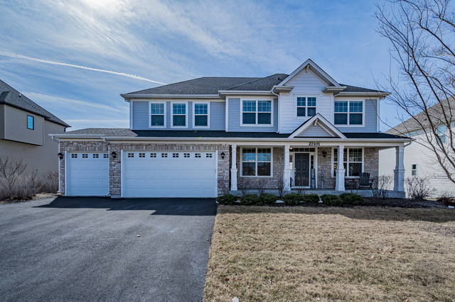 27101 Rustic Wood Ln in Plainfield, IL - Foto de edificio