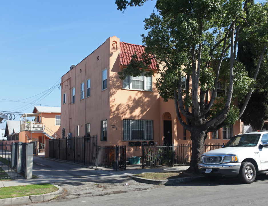 2440-2444 Elm Ave in Long Beach, CA - Building Photo