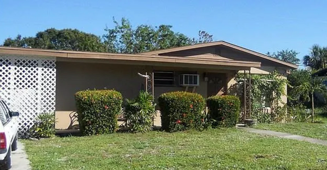property at 618 5th St SW