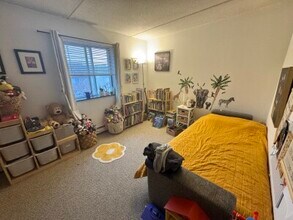 80 Gardner St, Unit 46 in Boston, MA - Foto de edificio - Building Photo