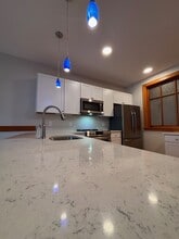 609 Main St in Laconia, NH - Building Photo - Building Photo