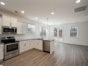 318 Bryland Wy in Fountain Inn, SC - Building Photo - Building Photo