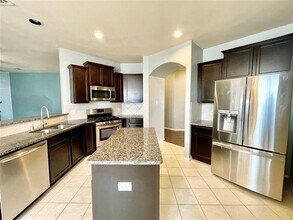1005 Lake Woodland Dr in Little Elm, TX - Building Photo - Building Photo