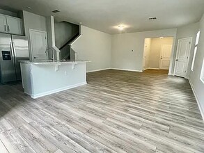 817 McKenzie Pk Ter in Wendell, NC - Building Photo - Building Photo