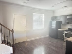 14408 Charles Dickens Dr in Pflugerville, TX - Building Photo - Building Photo