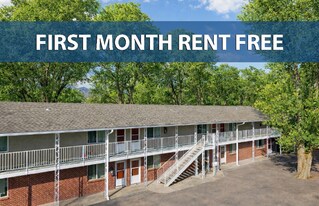 319-321 E Brookside St in Colorado Springs, CO - Building Photo